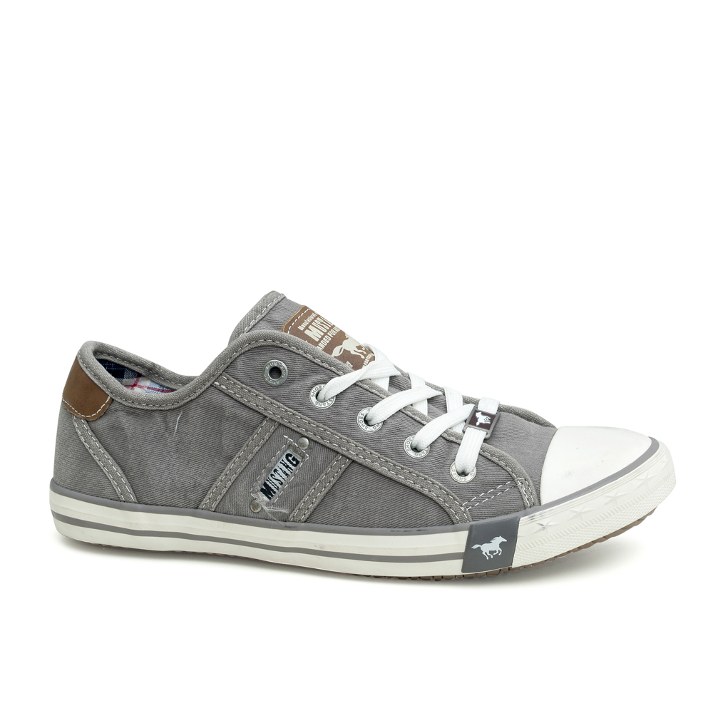 Mustang Grey Canvas Ladies Trainers 